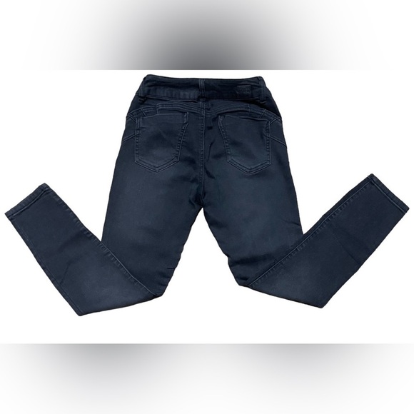 Miss Poured In Blue Stretchy Black Mid Rise Jeans Size 4 - Picture 3 of 13